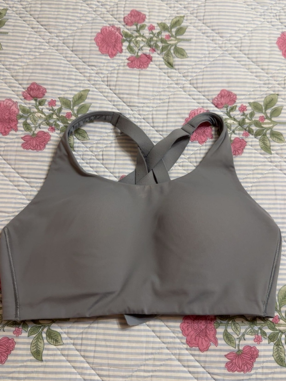 lululemon athletica Gray Crossback High-Neck Sports Bra